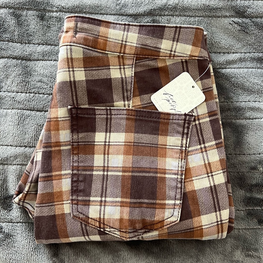 NWT We The Free Pants - Picture 9 of 9